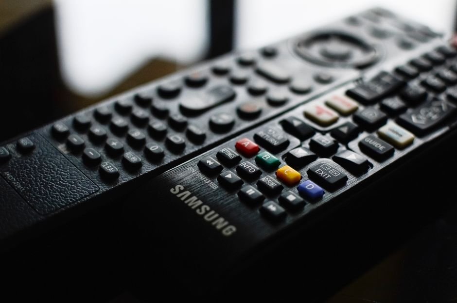 Почему серверы Zenova TV не падают